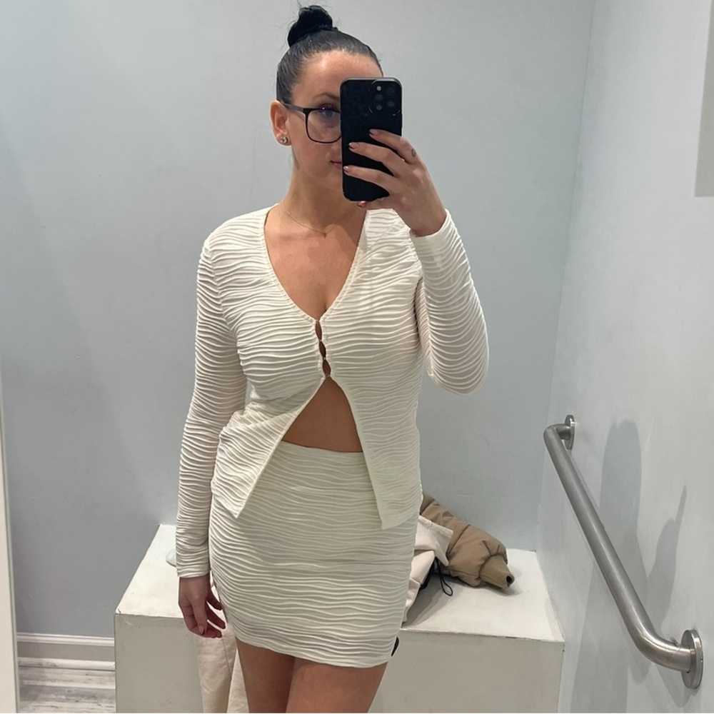 Ivory textured skirt set